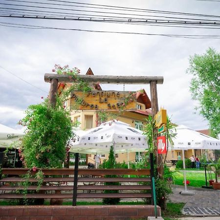 La Padure Pensiune-Restaurant Novaci-Străini Esterno foto